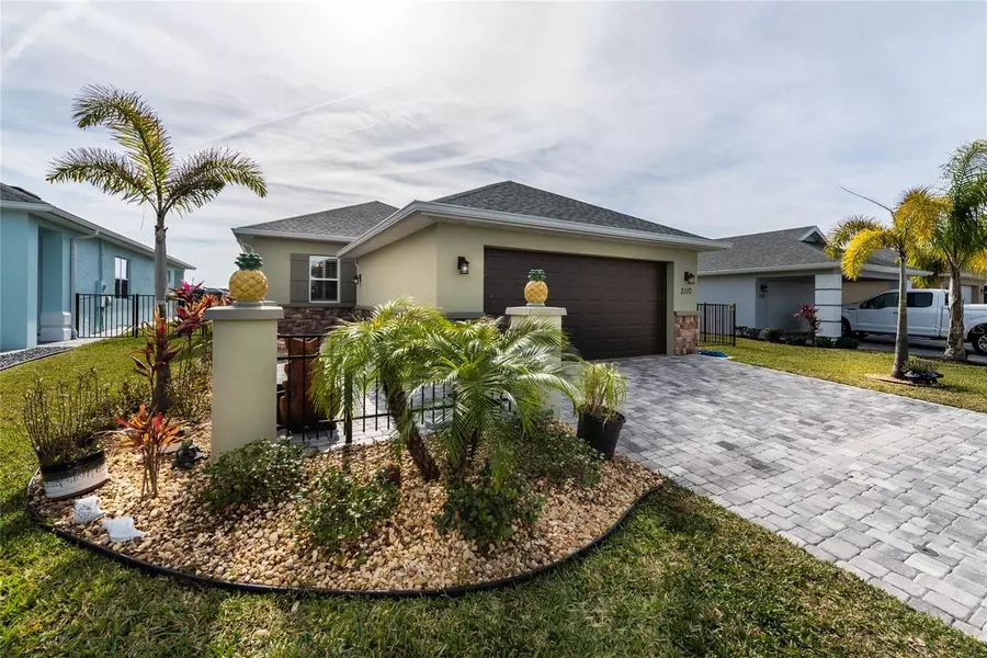 3110 KING PALM DR, New Smyrna Beach, FL 32168