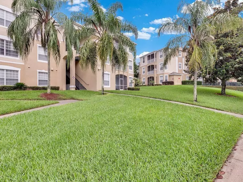 2305 SILVER PALM DR #103, Kissimmee, FL 34747