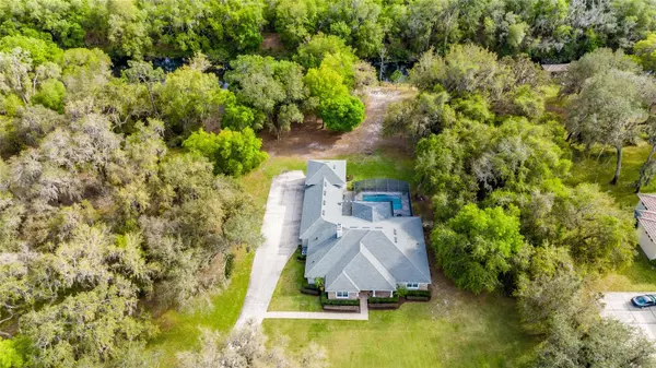 Tavares, FL 32778,15830 SPLENDID OAKS LN