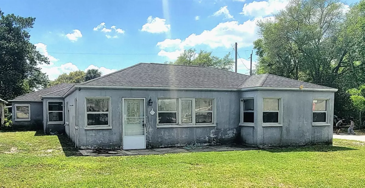 Sanford, FL 32771,1015 W 20TH ST