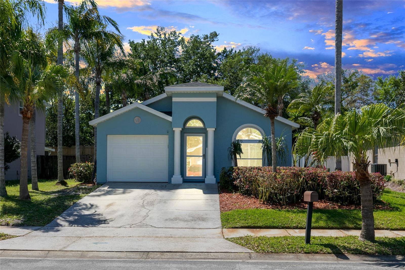 1009 WHITTIER CIR, Oviedo, FL 32765