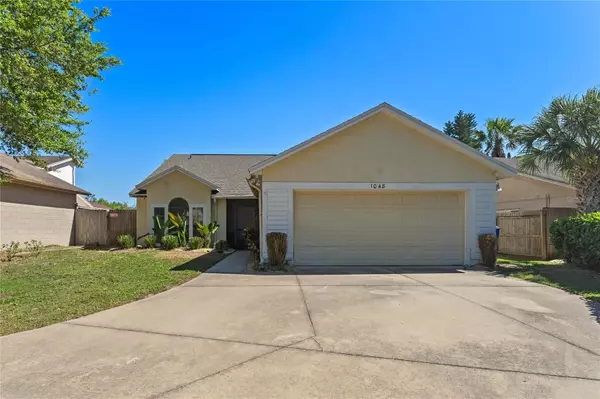 1048 GWYN CIR, Oviedo, FL 32765