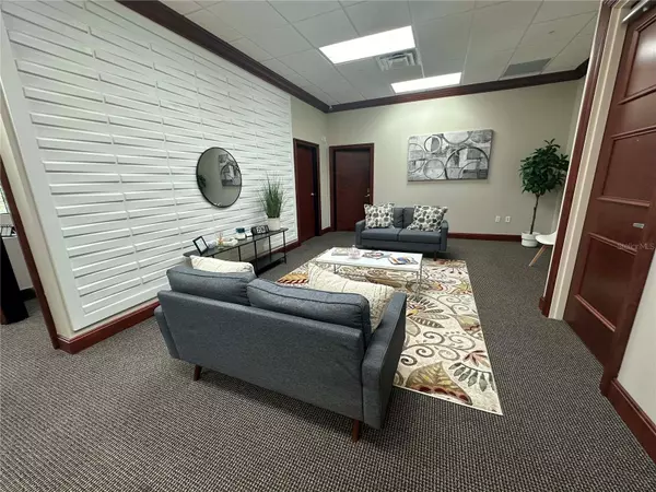 Orlando, FL 32835,7065 WESTPOINTE BLVD #303 & 304