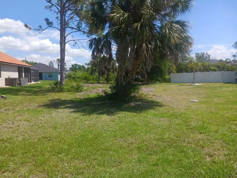 148 GREEN PINE PARK, Rotonda West, FL 33947