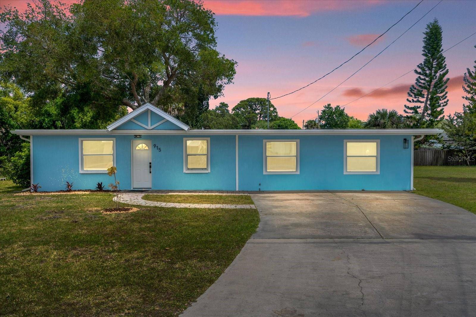 915 LAKE AVE, Edgewater, FL 32132