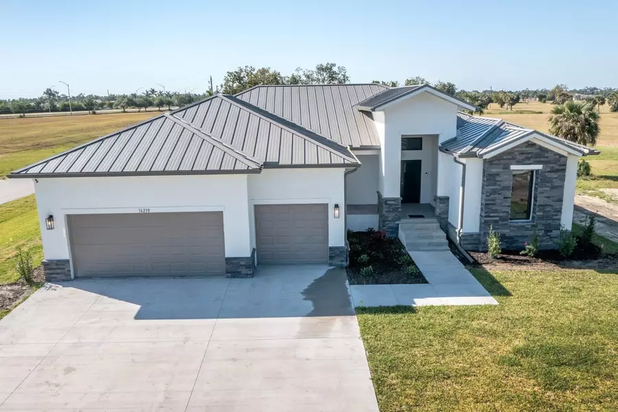 16210 CAPE HORN BLVD, Punta Gorda, FL 33955