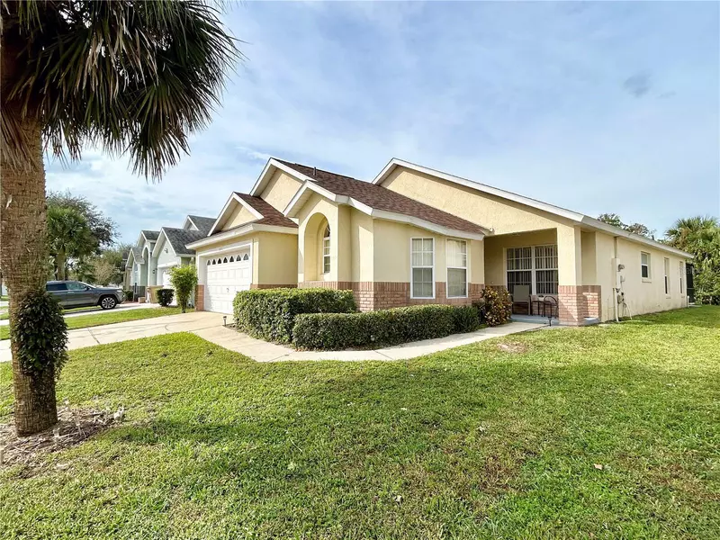 2555 ONEIDA LOOP, Kissimmee, FL 34747