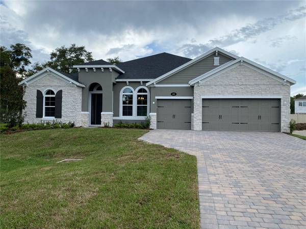 132 LAKE DR, Oviedo, FL 32765