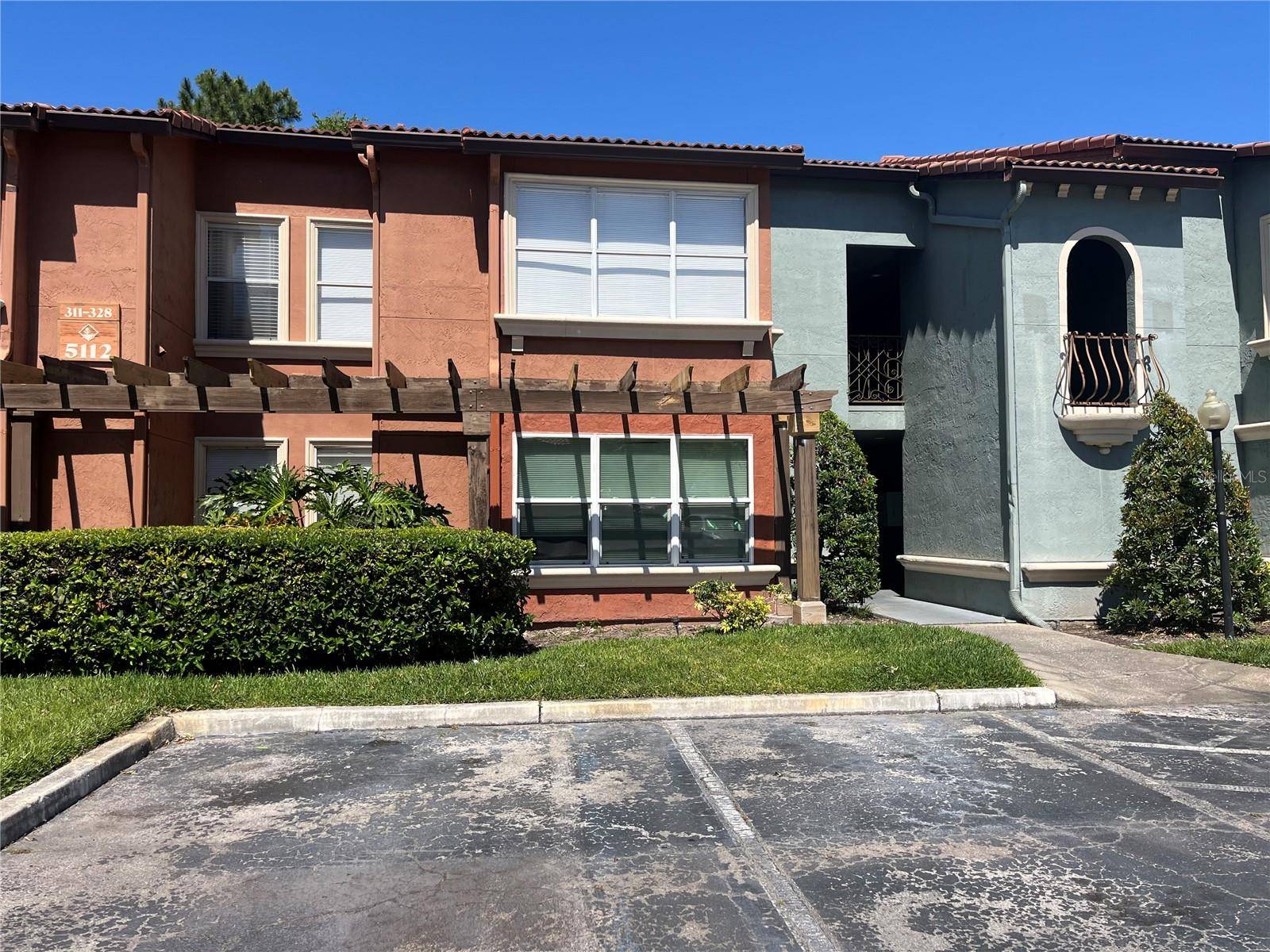5112 CONROY RD #322, Orlando, FL 32811