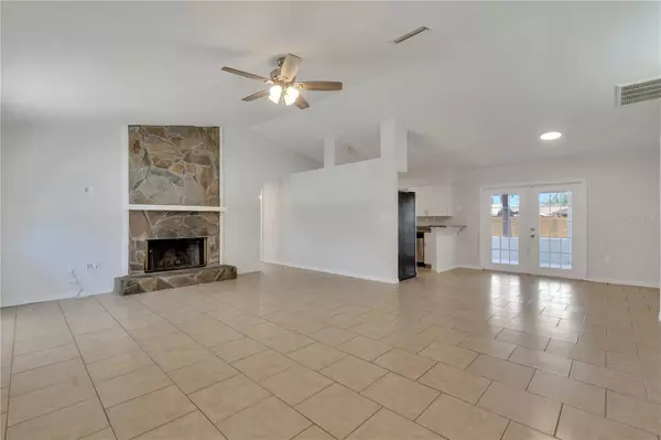 Lakeland, FL 33805,2404 TIMBERCREEK LOOP E