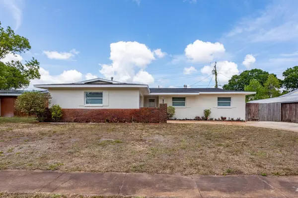 520 SUNRISE DR, Titusville, FL 32780