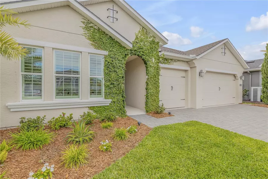 6264 W FALLSGROVE LN, Port Orange, FL 32128