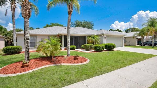 5312 YAUPON HOLLY DR, Cocoa, FL 32927