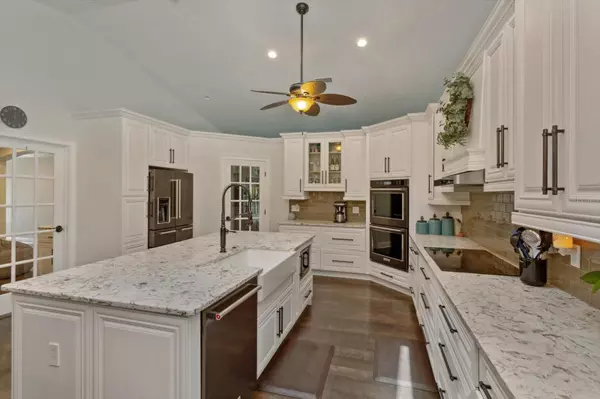 Longwood, FL 32779,2113 BLUE IRIS PL