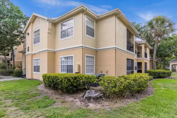 2624 ROBERT TRENT JONES DR #616, Orlando, FL 32835