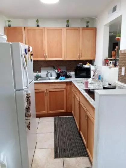 Orlando, FL 32809,933 W OAK RIDGE RD #933 B