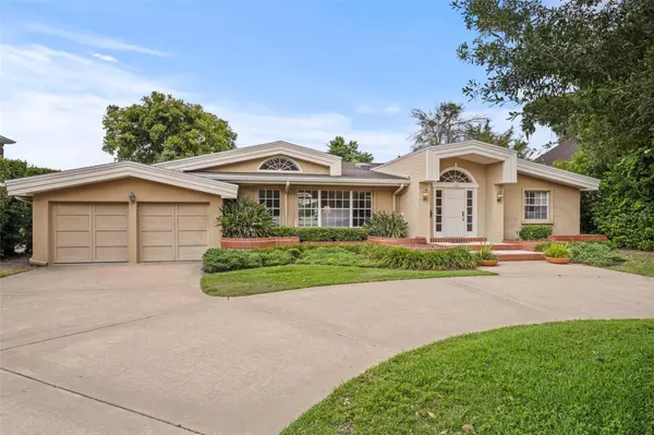 1181 VIA CAPRI, Winter Park, FL 32789