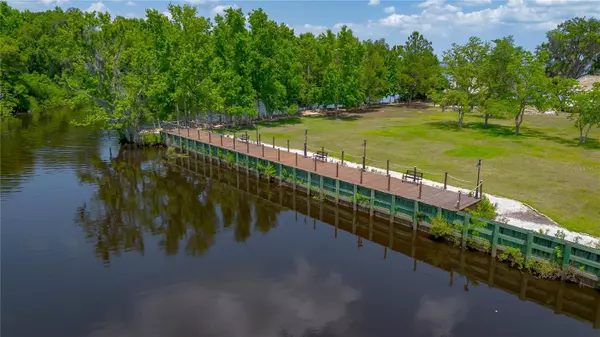 106 SAINT JOHNS DR #101 Palatka, FL 32177