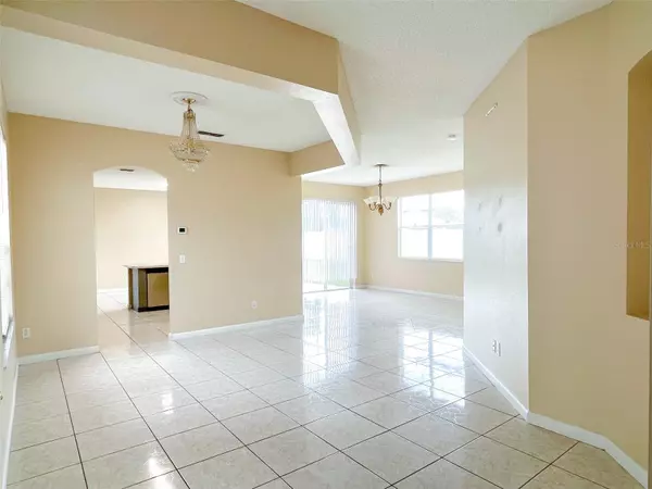 Kissimmee, FL 34758,5110 IRIS CT