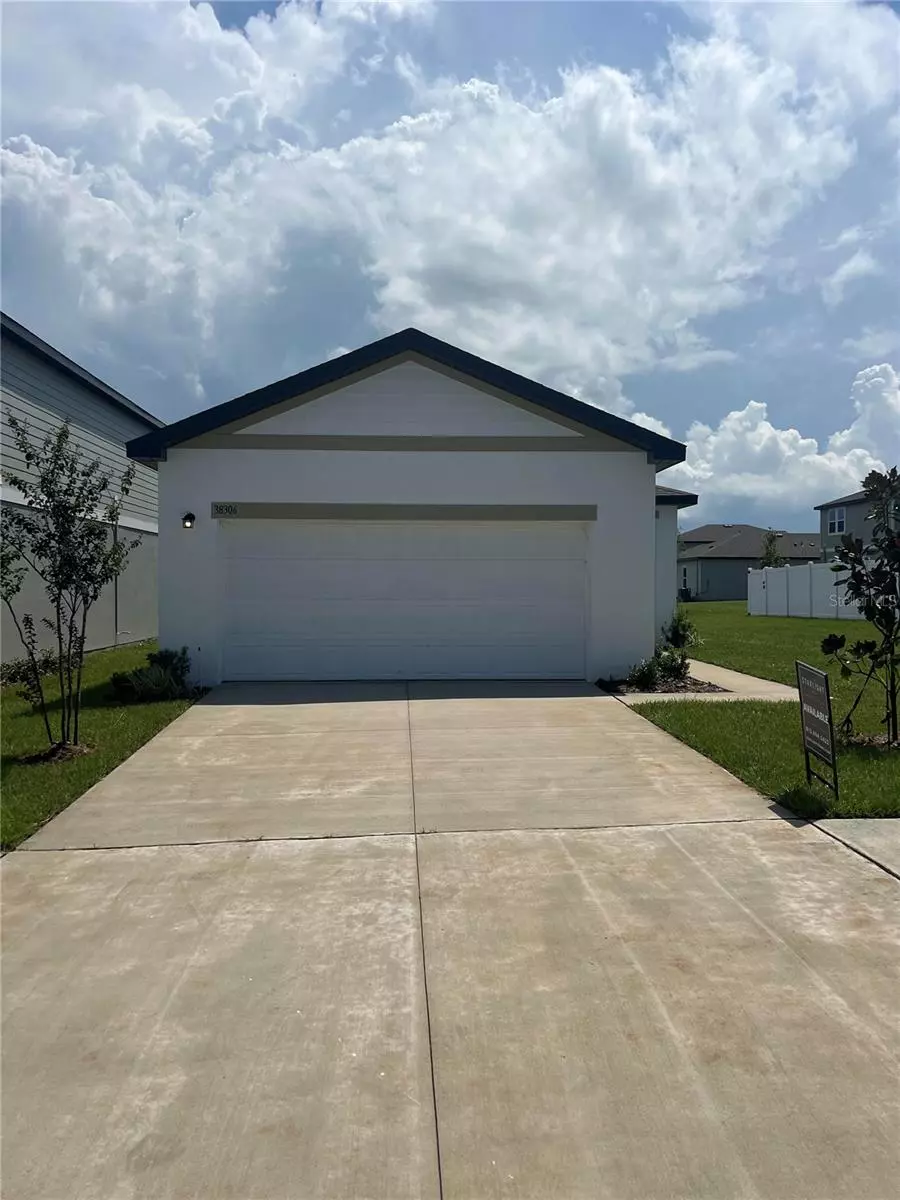 Dade City, FL 33525,38306 HONEYSUCKLE DR