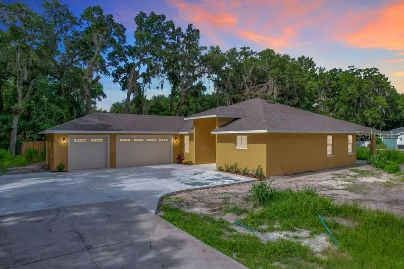 3326 S MELLONVILLE AVE, Sanford, FL 32773