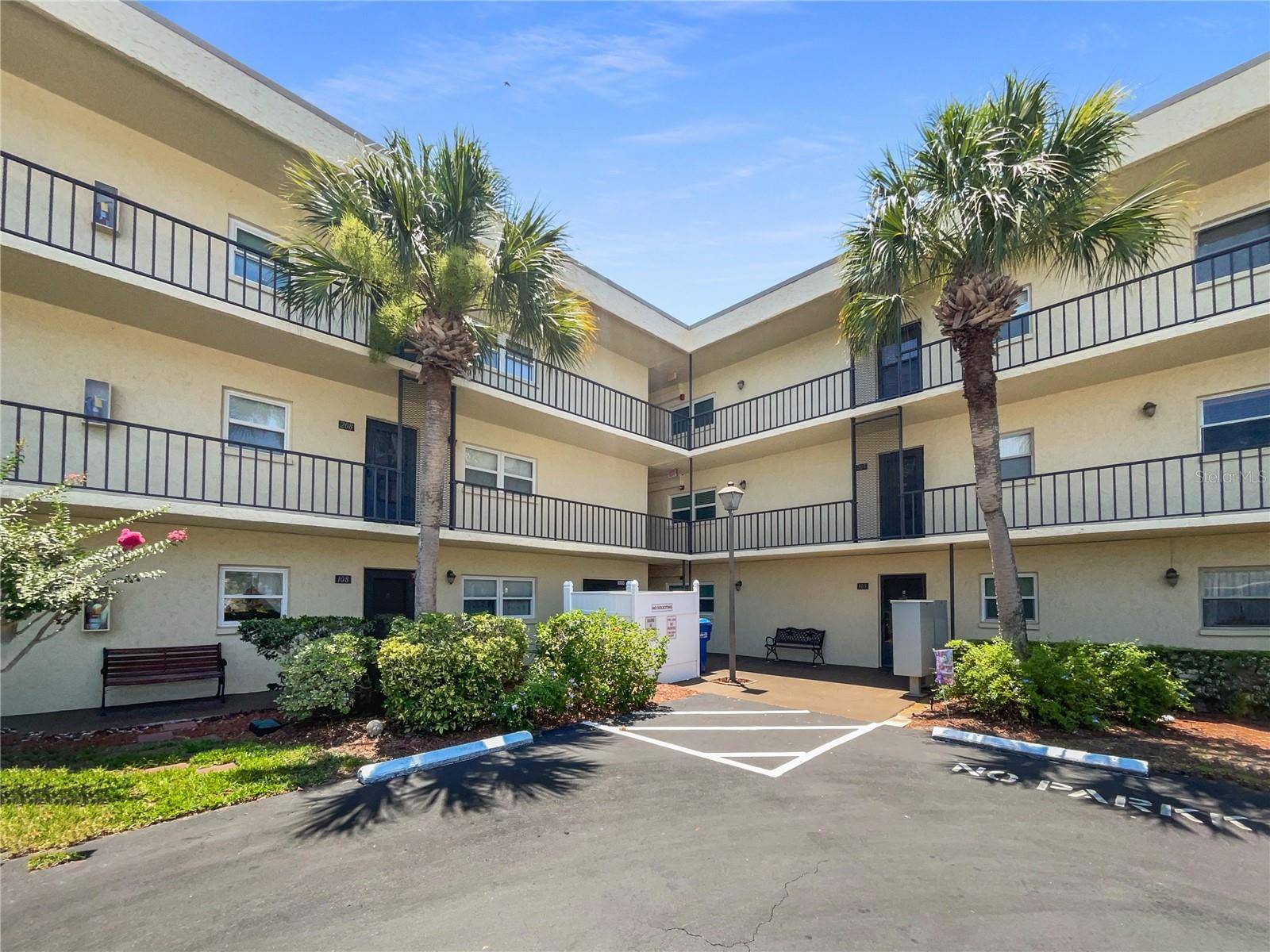 11485 OAKHURST RD #1100-206, Largo, FL 33774