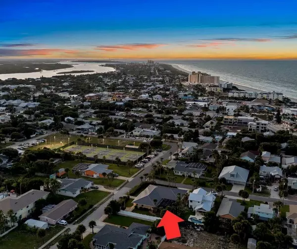 New Smyrna Beach, FL 32169,803 CAROL AVE