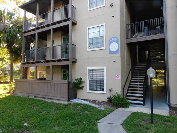 238 AFTON SQ #201,  Altamonte Springs,  FL 32714