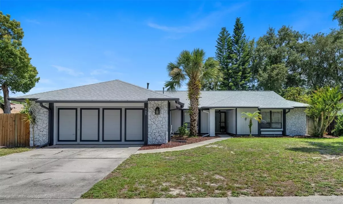 Winter Springs, FL 32708,905 LOGENBERRY TRL