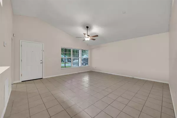 Orlando, FL 32817,2519 WOODS EDGE CIR