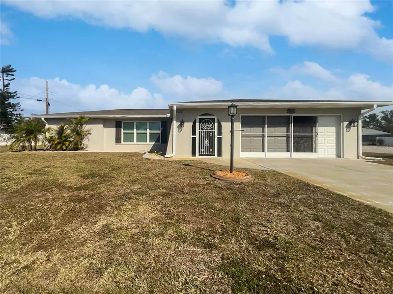 272 ALGIERS DR, Venice, FL 34293