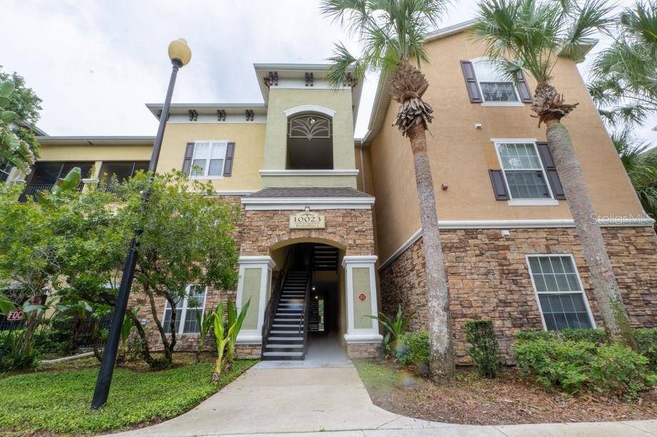 10023 COURTNEY PALMS BLVD #104,  Tampa,  FL 33619