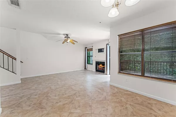 Altamonte Springs, FL 32714,633 NORTHBRIDGE DR