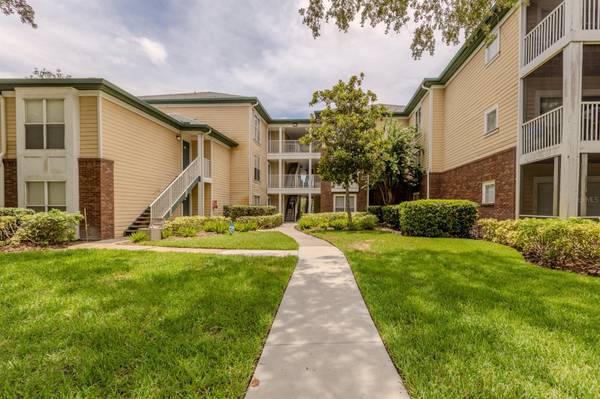 10122 WINSFORD OAK BLVD #414, Tampa, FL 33624