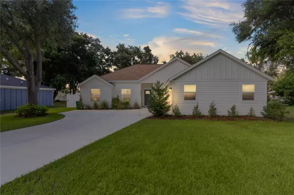 Fruitland Park, FL 34731,800 DEEP WOOD CT