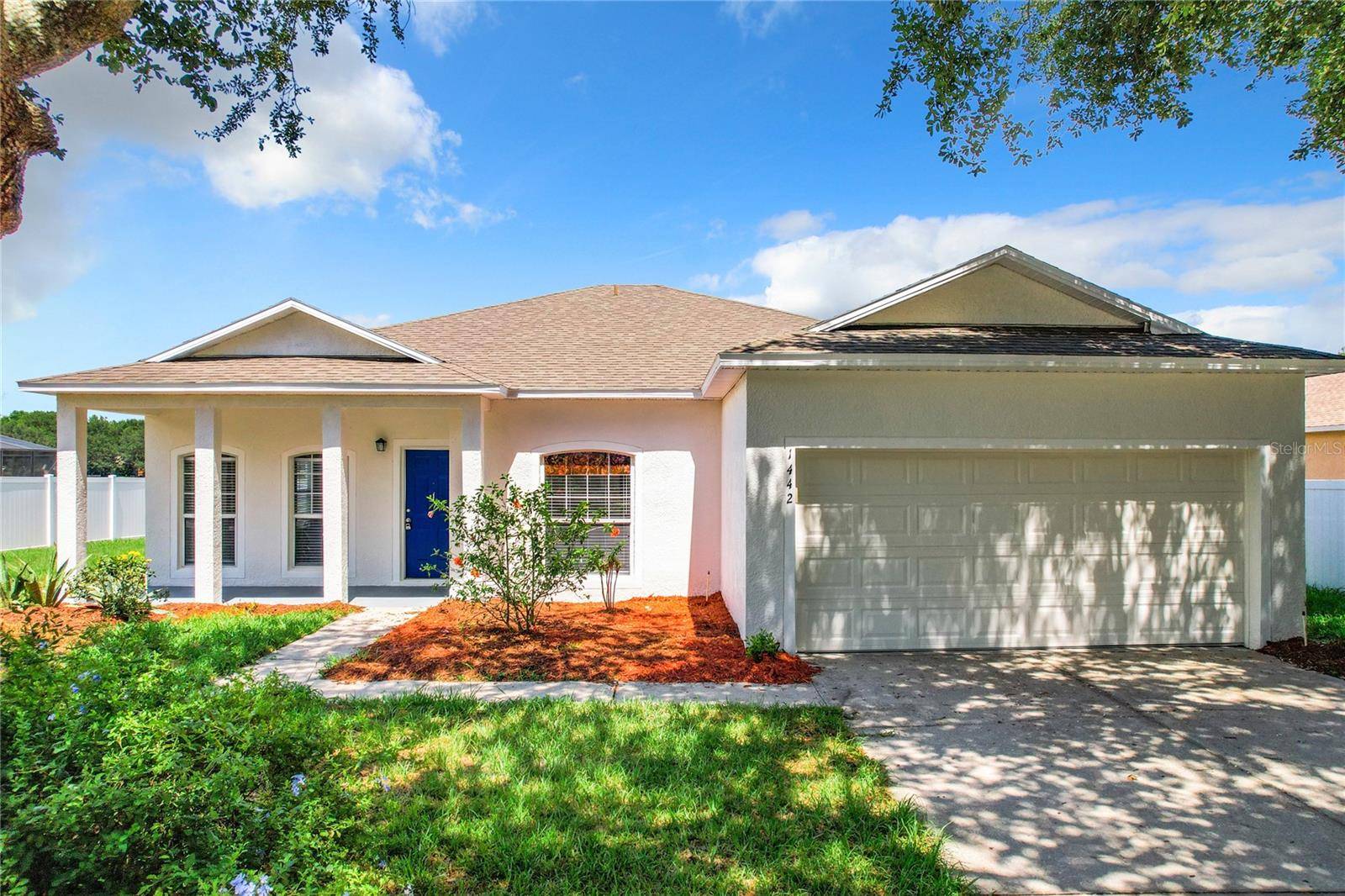 1442 WHOOPING DR, Groveland, FL 34736