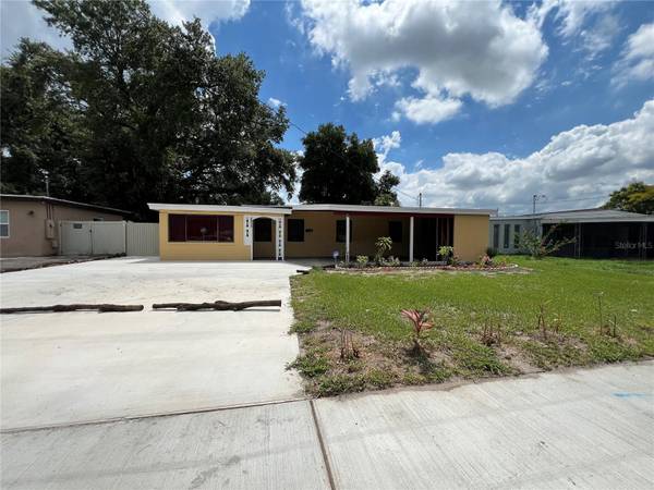 1235 N PINE HILLS RD, Orlando, FL 32808