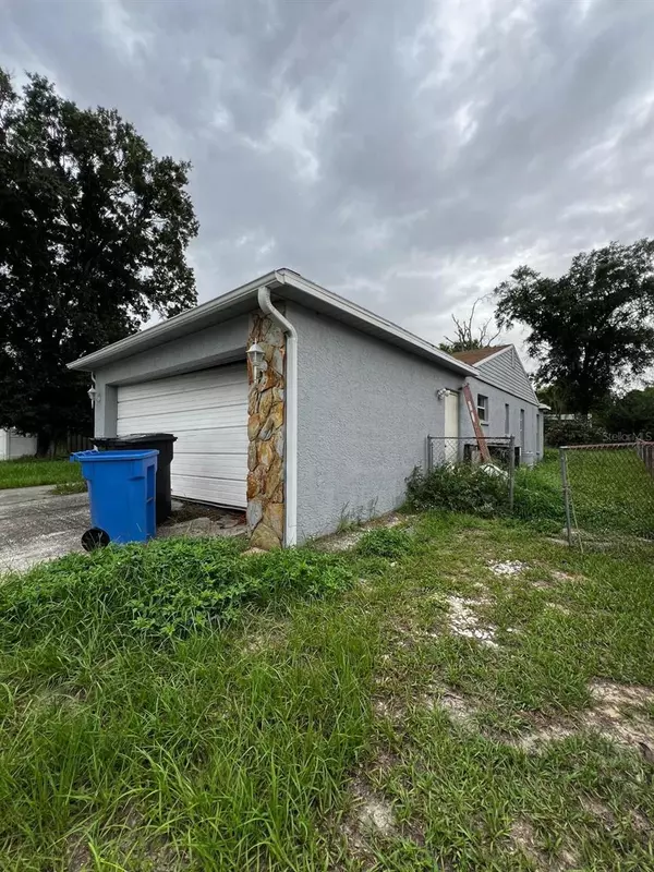 3513 KING RICHARD CT, Seffner, FL 33584