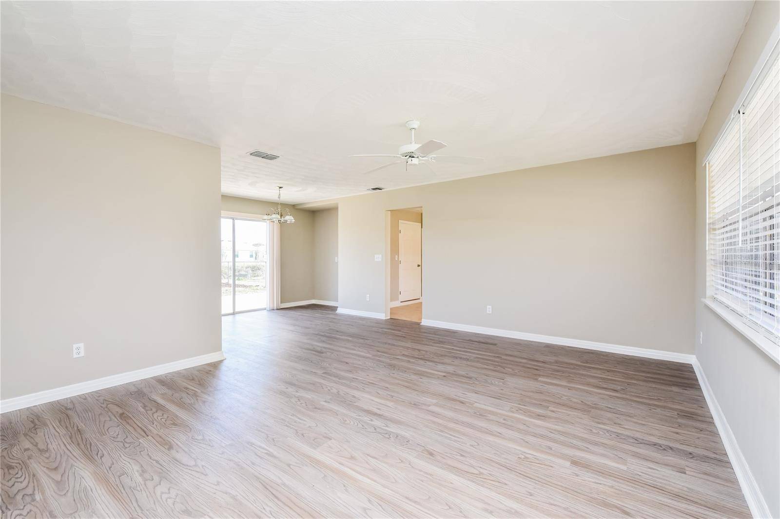 Lehigh Acres, FL 33936,10745 COCOATREE CT