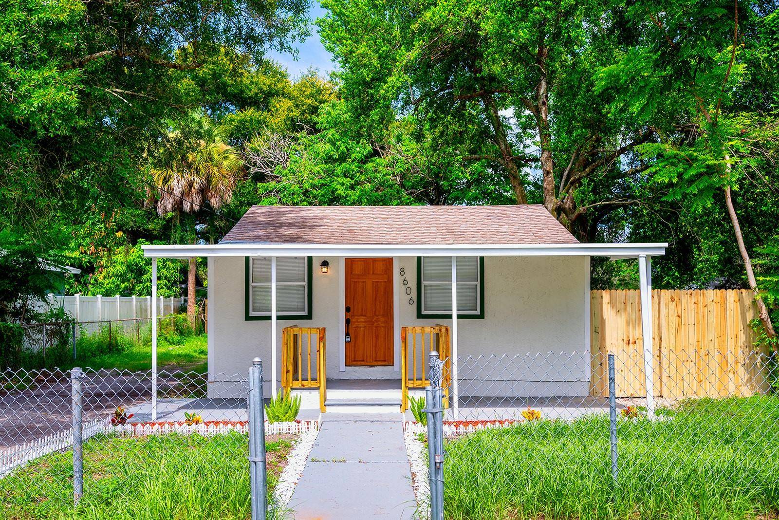 8606 N 17TH ST, Tampa, FL 33604
