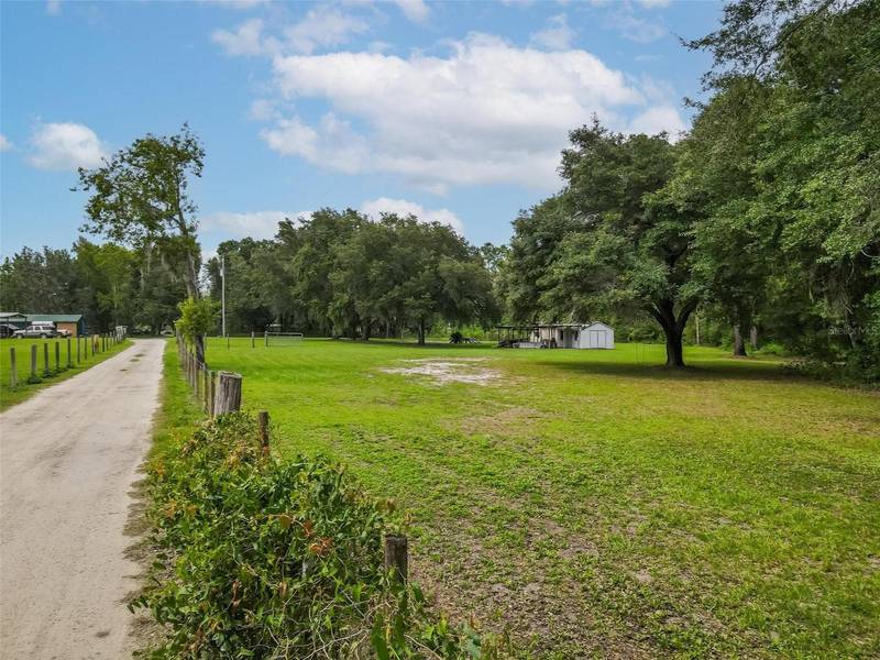 2901 CARTER JONES RD, Groveland, FL 34736