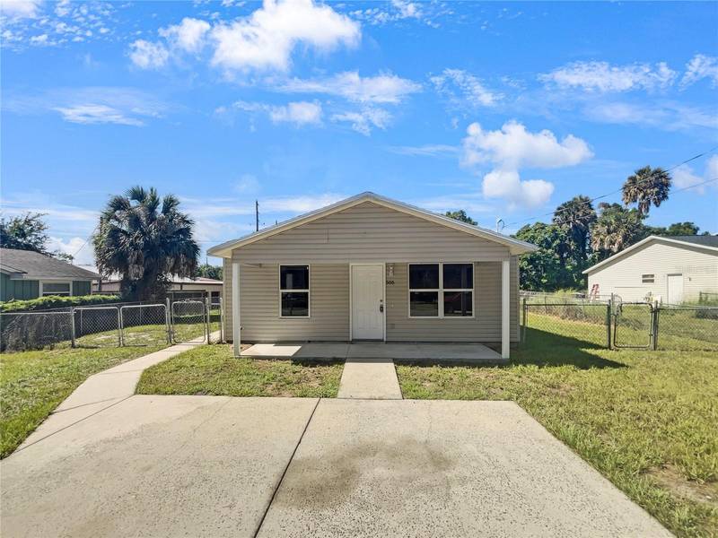 506 E CAROLINE ST, Tavares, FL 32778