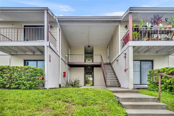 304 CHEROKEE CT #E, Altamonte Springs, FL 32701