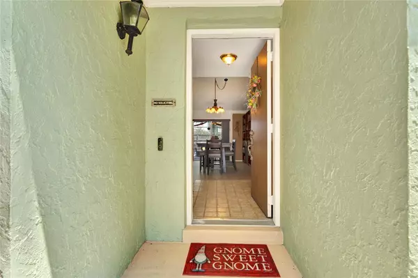 Longwood, FL 32750,510 TIBERON COVE RD