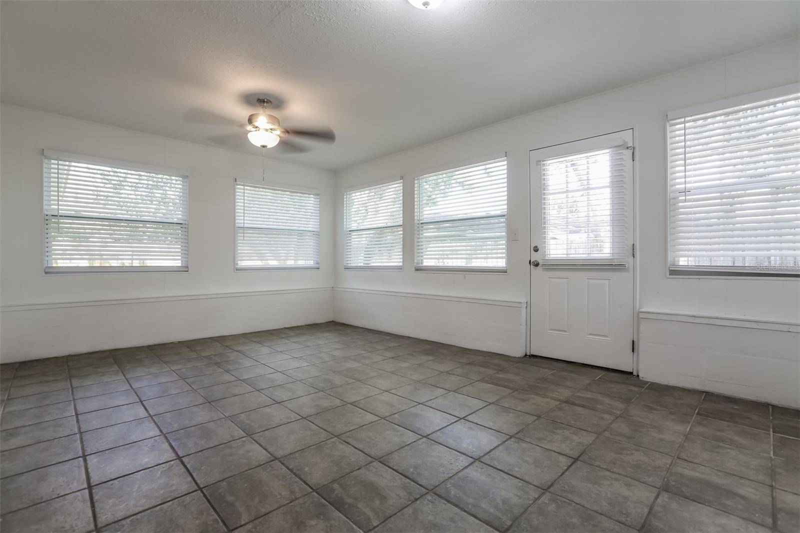 Sarasota, FL 34232,3339 SPAINWOOD DR.