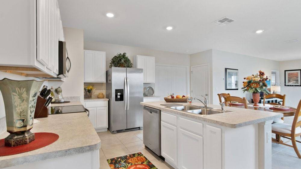 Tavares, FL 32778,3047 TANSY ST