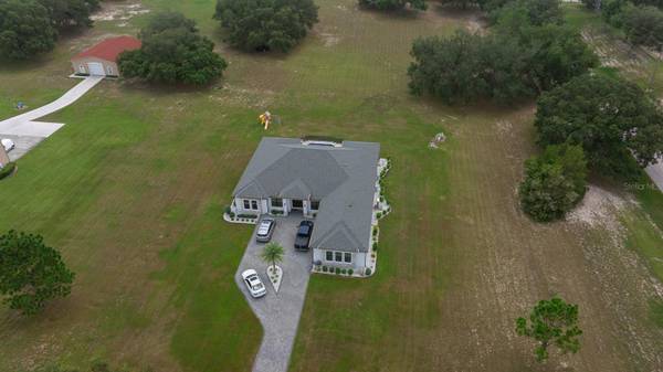 5800 CLUB DR,  Groveland,  FL 34736