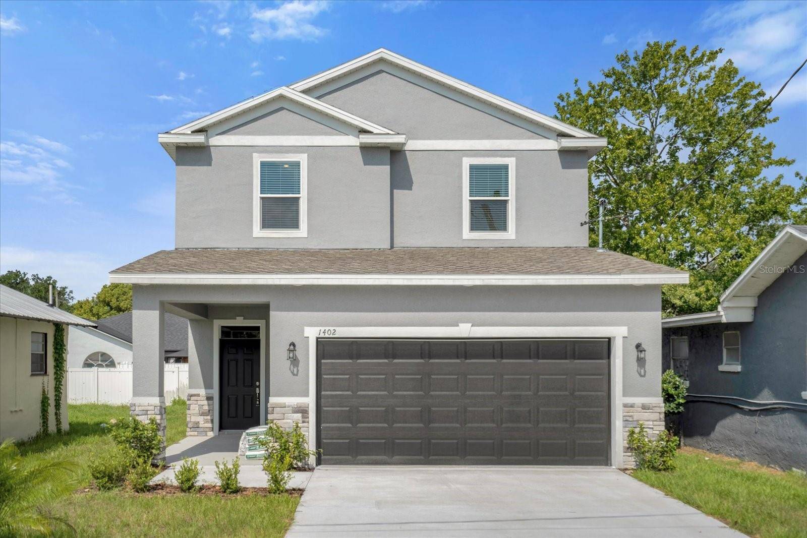 1402 PERSIMMON AVE, Sanford, FL 32771