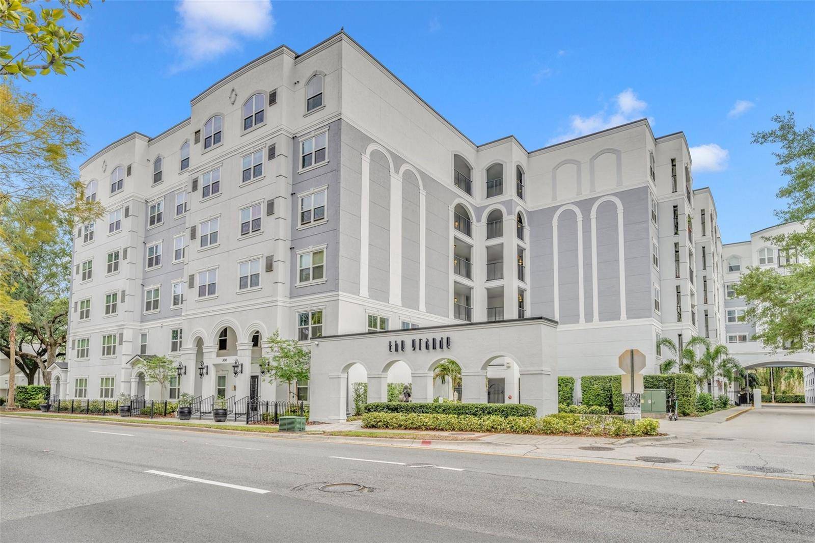 300 E SOUTH ST #1002, Orlando, FL 32801