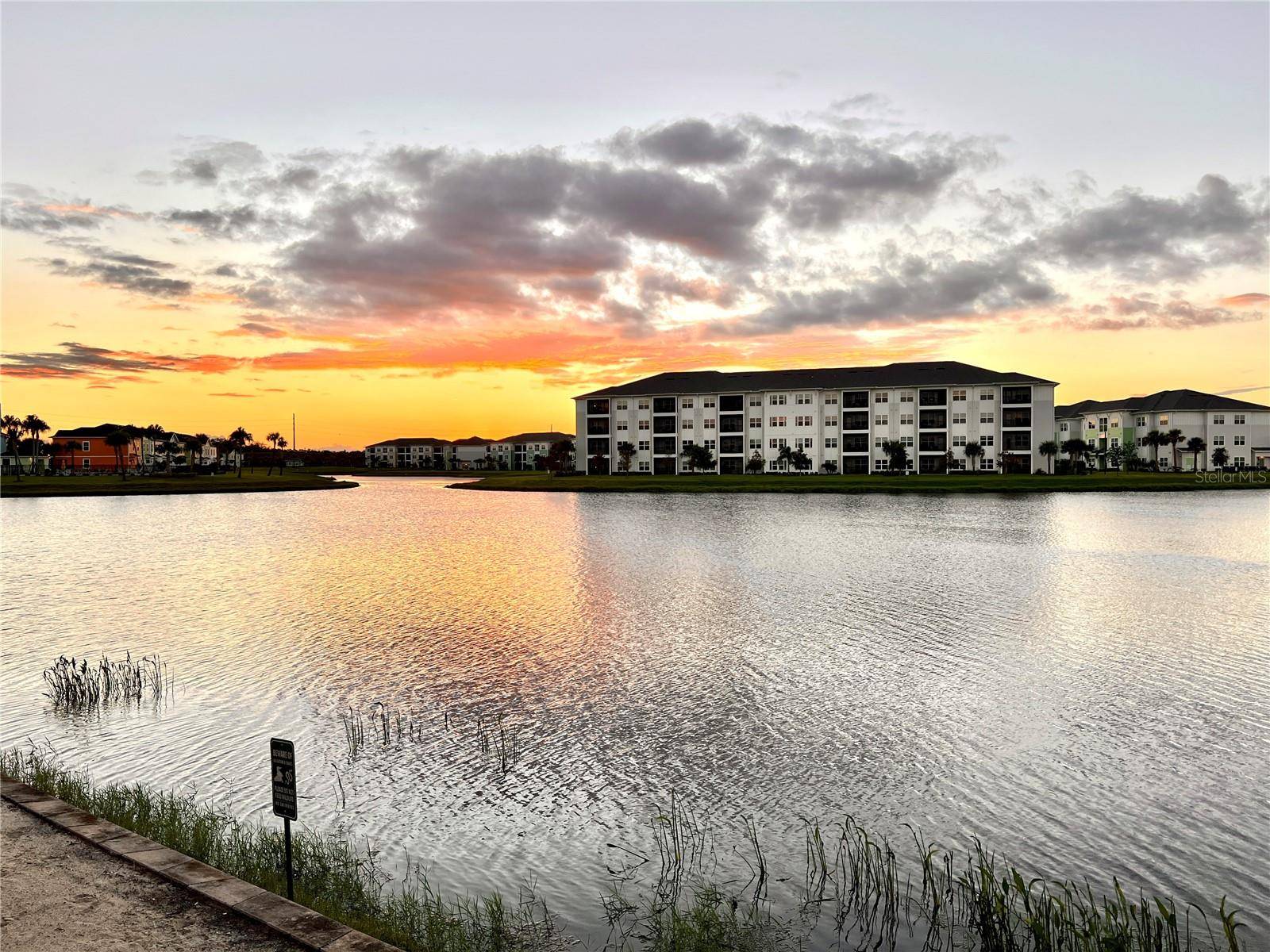 Kissimmee, FL 34747,8125 SURF ST